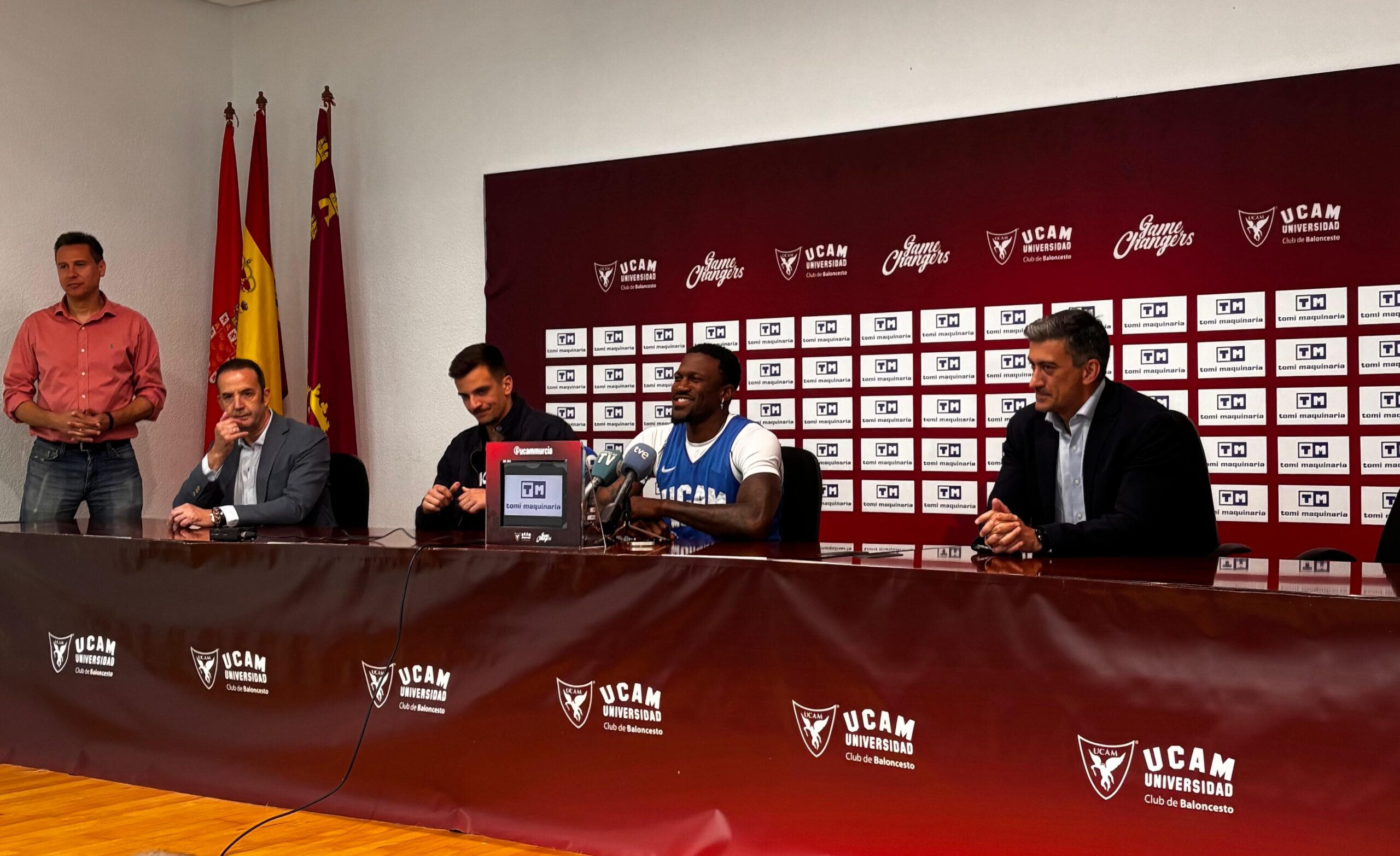 Renovación del patrocinio de UCAM Baloncesto